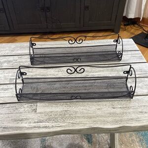 Two Shelves in Bronze/Antique Black